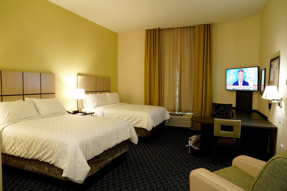 Candlewood Suites Plano North by IHG - photo 12