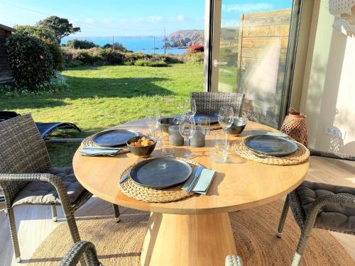 Helles Ferienhaus Mit Wunderschonem Meerblick