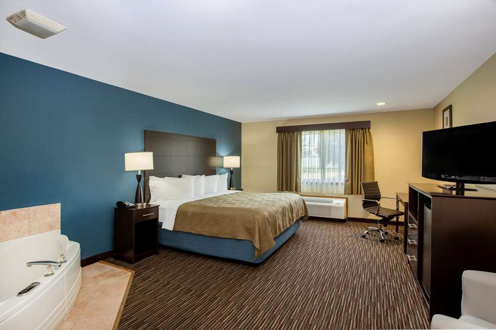 AmericInn by Wyndham Jefferson - photo 19