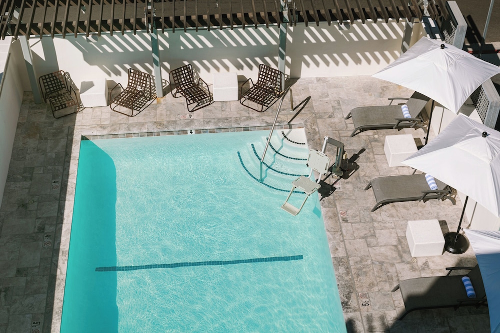 Hotel Solarena BW Premier Collection in Newport Beach, United States