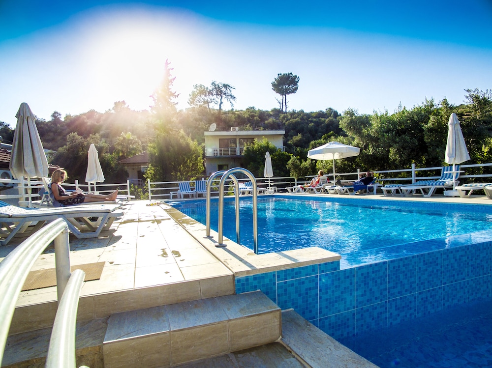 Flower Pension Hotel - last minute hotel in Kas