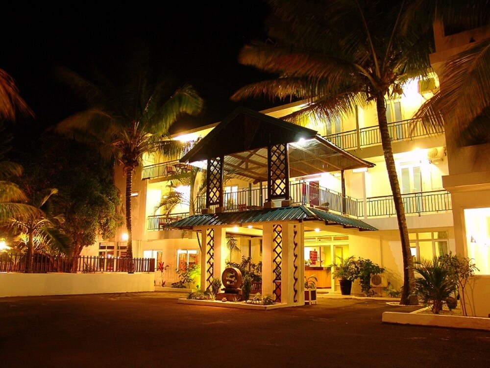 Dzama Hotel