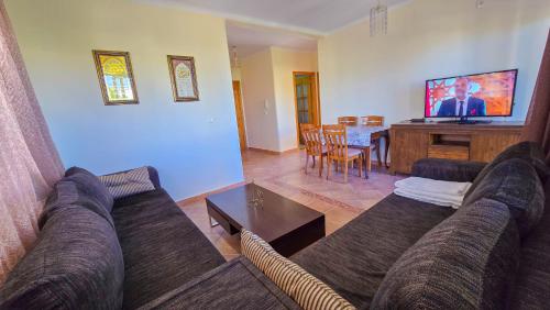 Résidence Jawharat Mekkad Pool & Acces beach — 4-Star Luxury Hotel in Oued Laou, Morocco