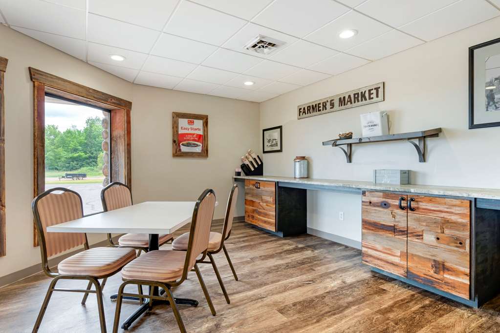 Econo Lodge Lakeview - photo 35