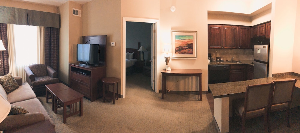 Staybridge Suites Covington - photo 19