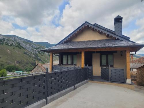 Vivienda Turistica Cueto Larama Vut Le 860 — hotel in San Emiliano