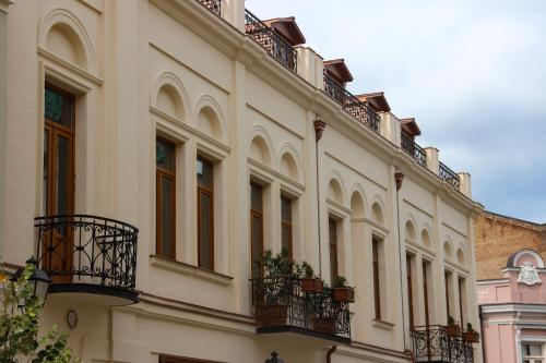 Apartment in Agmashenebeli