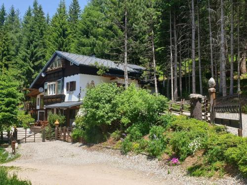 Alm Ferienhaus Gaisegg am Klippitztörl — 4-Star Luxury Hotel in Bad Sankt Leonhard Im Lavanttal, Austria