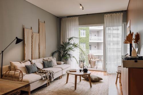 Batu 2 bedrooms and terrace in Santo António — 4-Star Luxury Hotel in Lisbon, Portugal