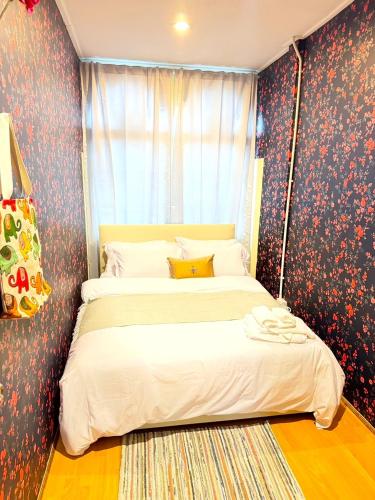 Entire House 6 people 3Beds 2Baths near BTS Asoke Terminal21