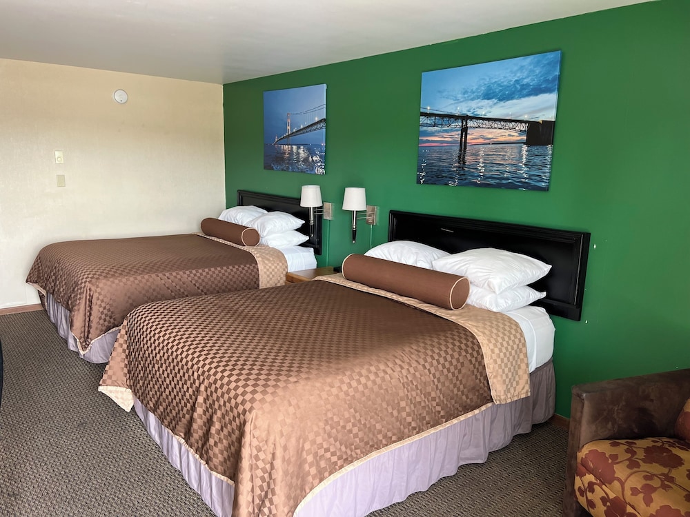 Cedar Hill Lodge - photo 19