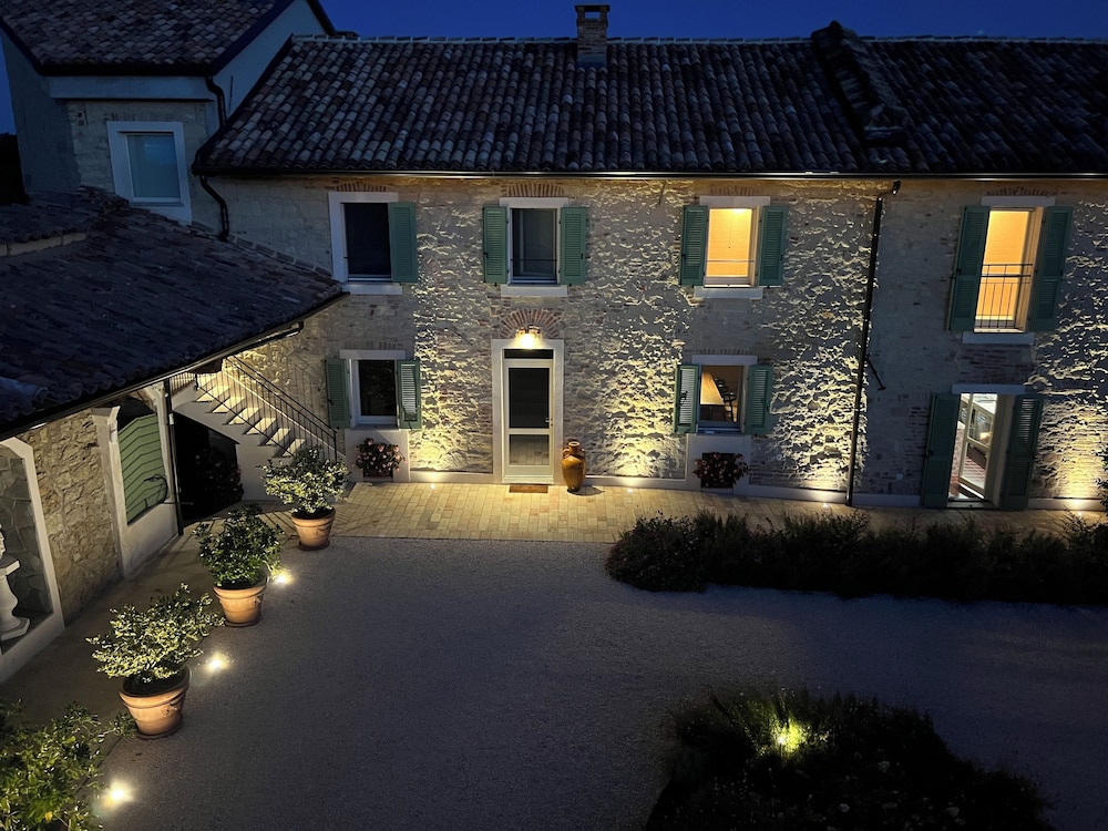 Relais Dal Cavaliere — hotel in Moncalvo