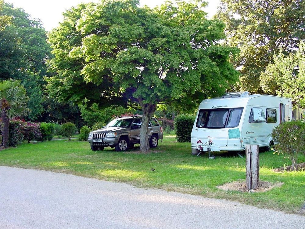 Camping du Domaine de l Orangerie de Lanniron — Quimper — photo 3