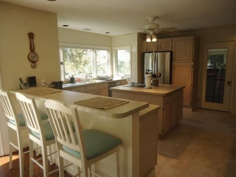 34 Baynard Park Rd. at The Sea Pines Resort - photo 10