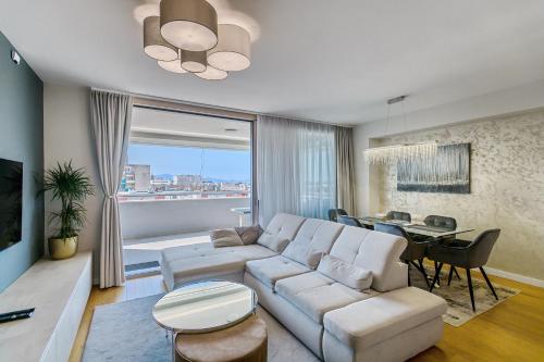 Luxury apartment Sunset Zadar with garage and balcony — 4-Star Luxury Hotel in Zadar, Croatia