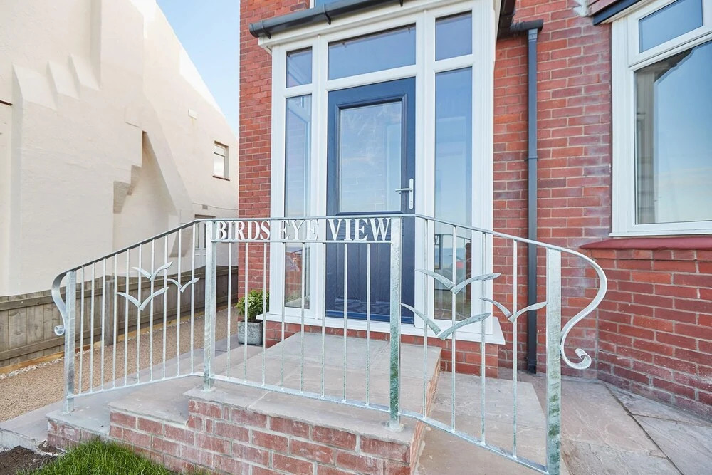 Birds Eye View - last minute hotel in Whitby