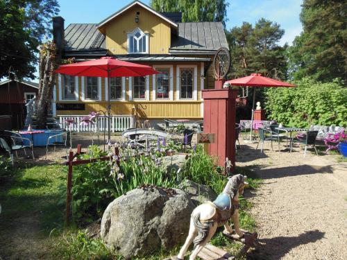 Hotel & Cafe Lanterna - carbon neutral hotel in Nagu