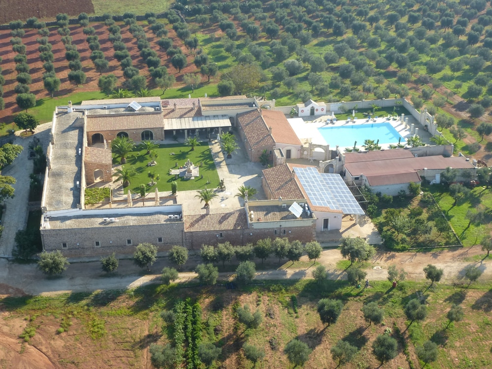 Tenuta Masseria & Spa Chicco Rizzo — 4-Star Luxury Hotel in Sternatia, Italy