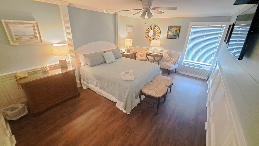 Saint Simons Inn by the Lighthouse - photo 96