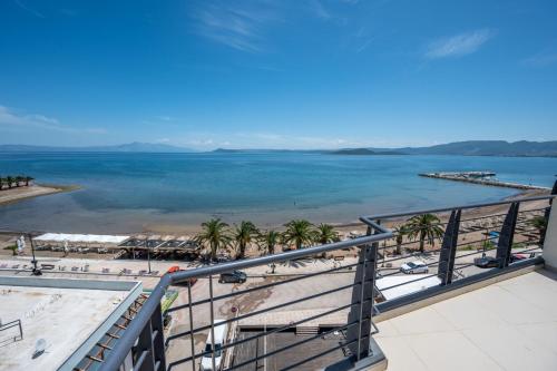 Sea la Vie Apartments & Maisonette — 4-Star Luxury Hotel in Livanates, Greece
