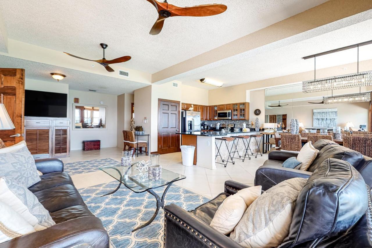 Emerald Towers West Penthouse 6002 — Fort Walton Beach