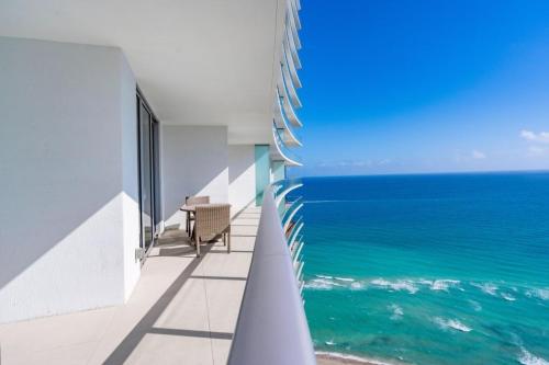 Hyde Beach Luxury Condo Resort apts — hotel in Hallandale Beach