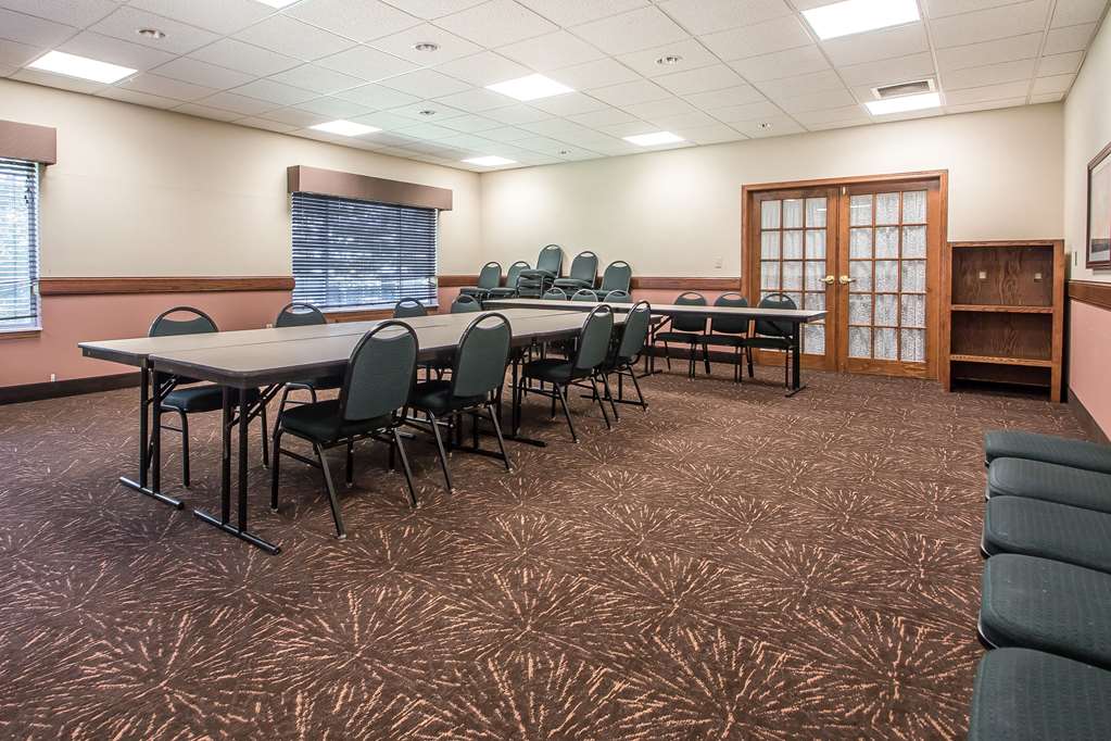 Quality Inn & Suites East Troy I 43 - photo 39