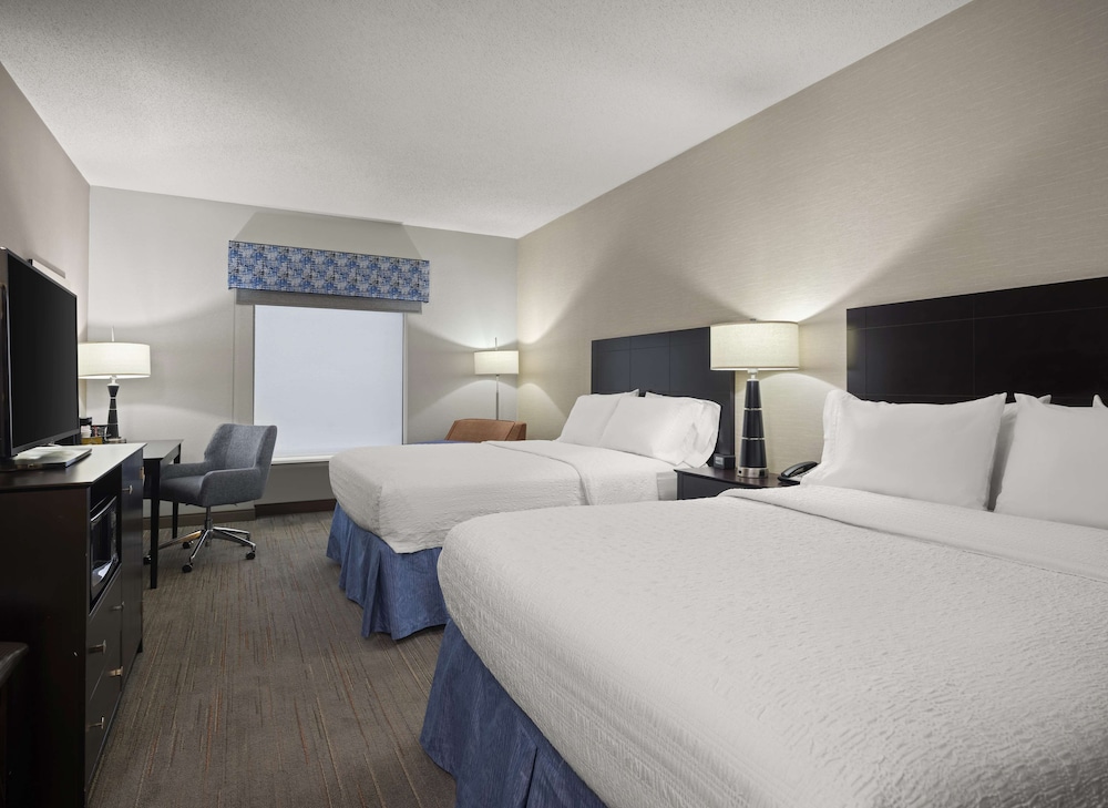 Hampton Inn & Suites Arundel Mills Baltimore - photo 8