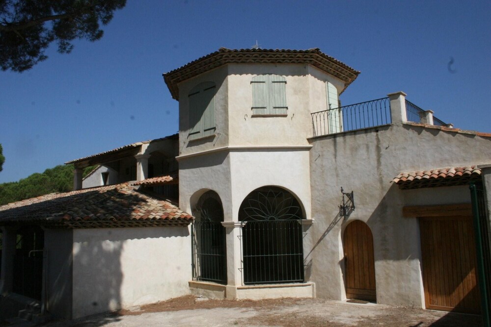 Holiday home Boulevard des Cactus — 4-Star Luxury Hotel in Sainte-Maxime, France
