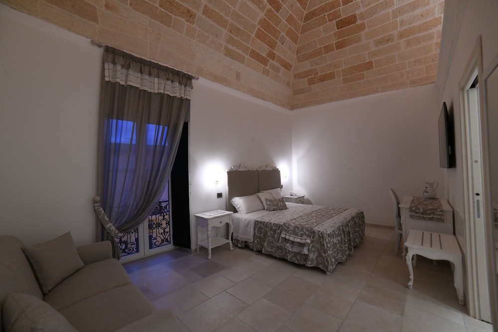 PlazaCarrisi Hotel & Spa — hotel in Cellino San Marco