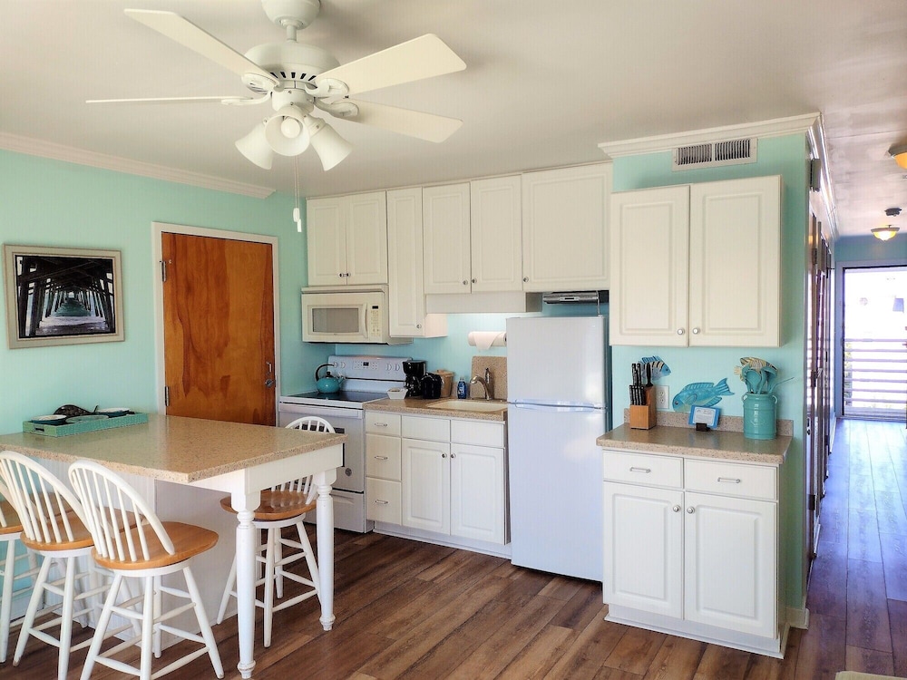 Sandpeddler Inn & Suites - photo 135