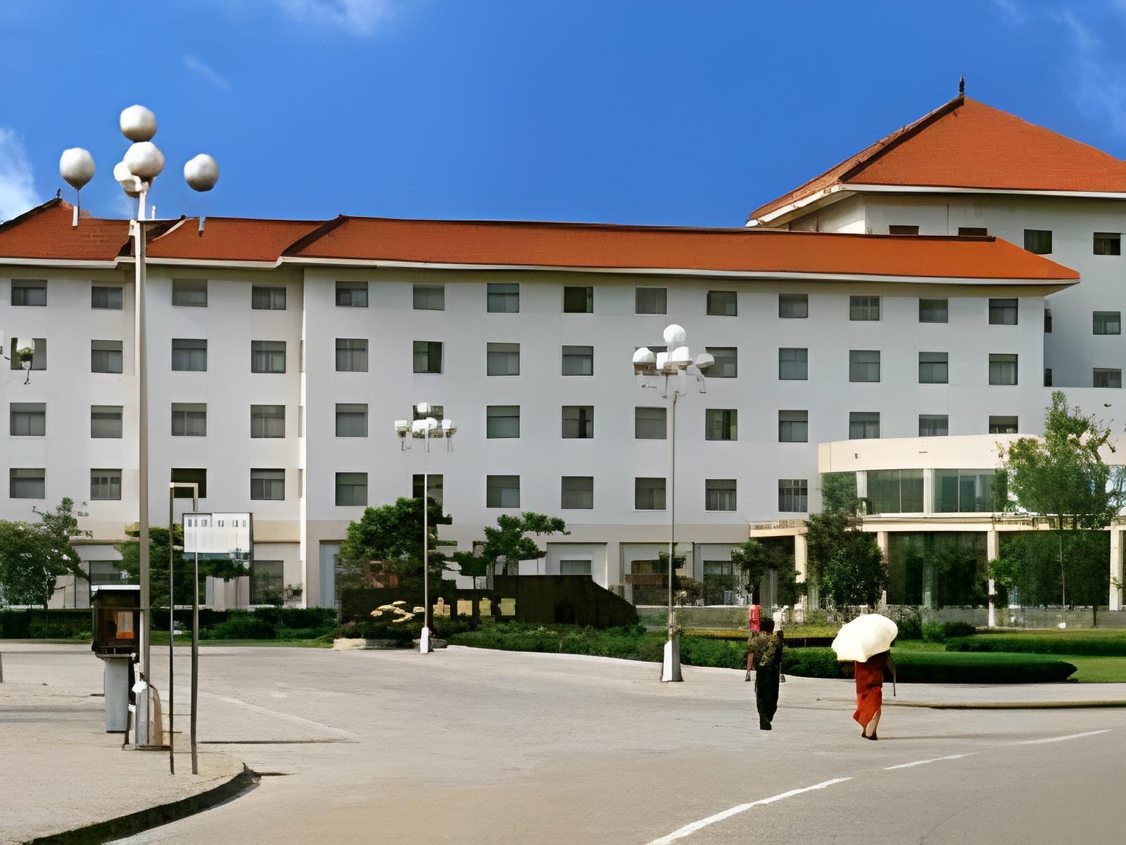 Nanhu Hotel — hotel in Ma'anshan