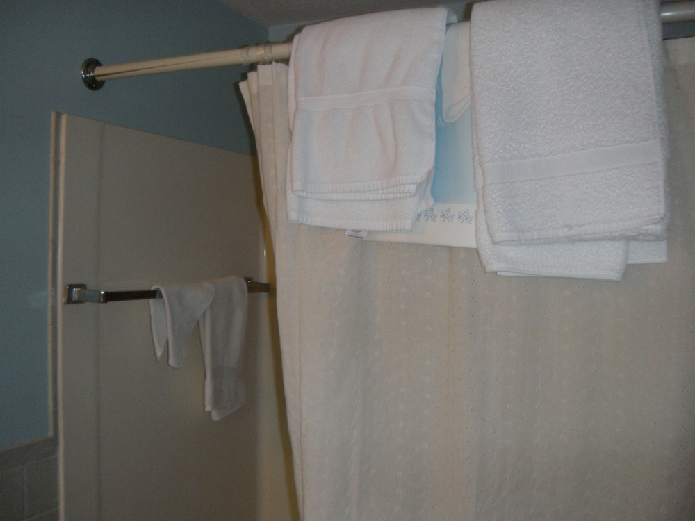 Bass River Motel - photo 31