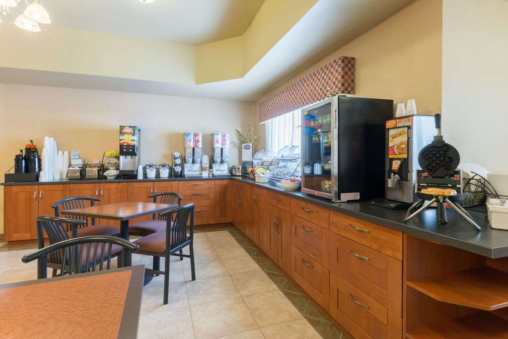 Baymont by Wyndham Perryton - photo 16
