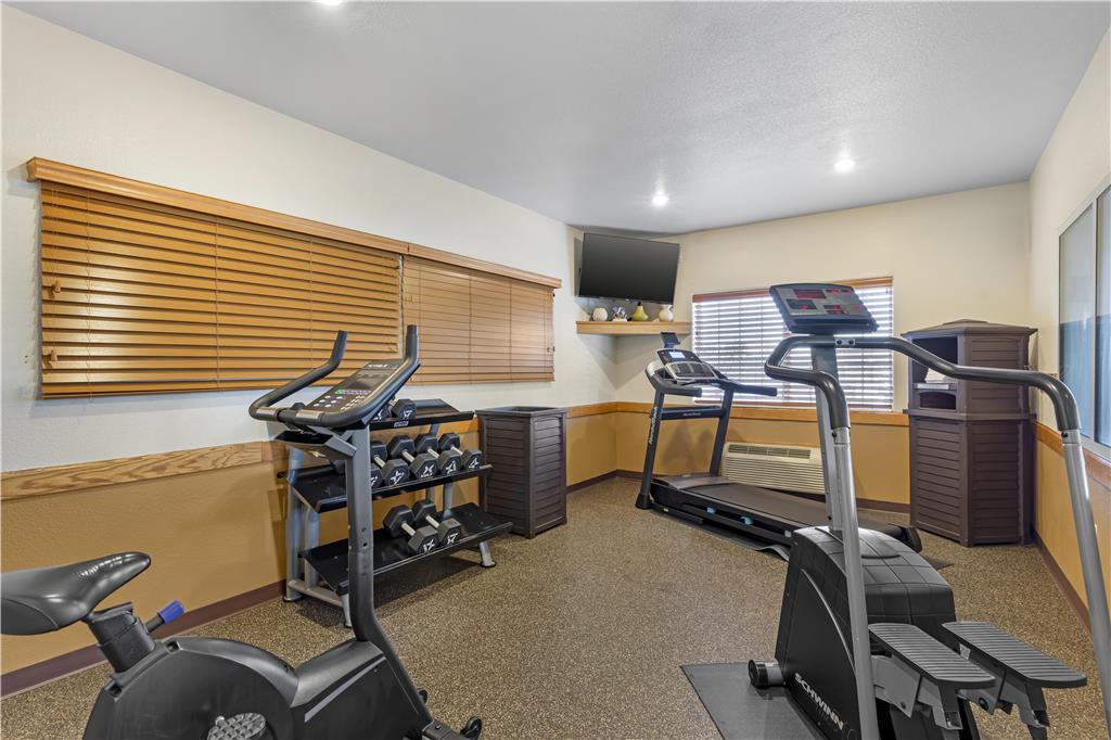 Best Western Firestone Inn & Suites - photo 8