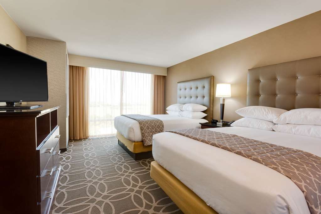 Drury Inn & Suites Dallas Frisco - photo 17