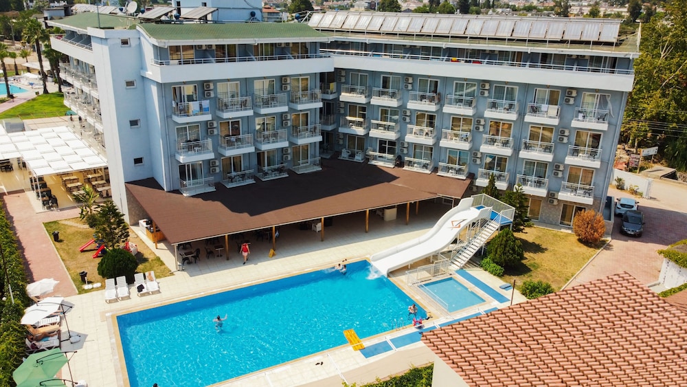 Monna Roza Beach Resort Hotel — 4-Star Luxury Hotel in Kemer, Turkey