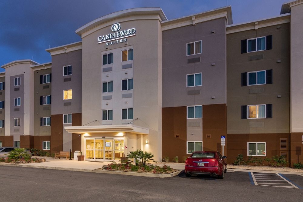 Candlewood Suites Pensacola University Area by IHG - photo 56