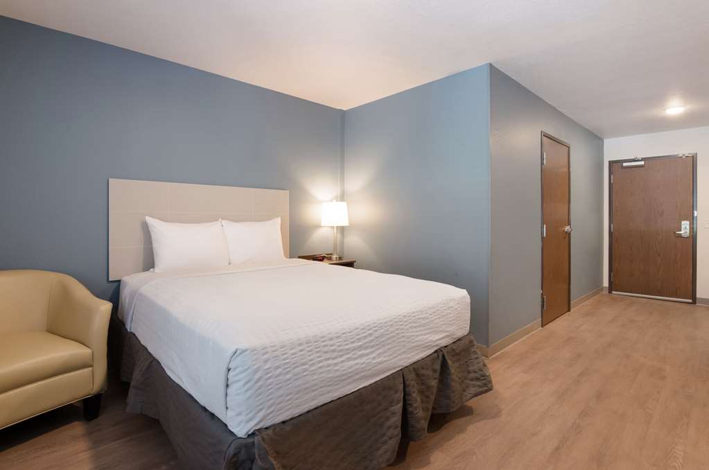 WoodSpring Suites Lynchburg VA - photo 11