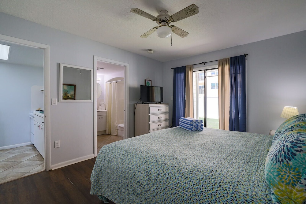Coastal Waters Inn - photo 29