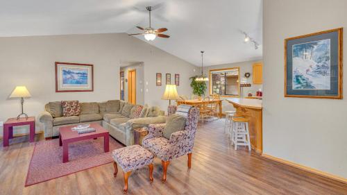 Coyote Lane 9 - photo 25