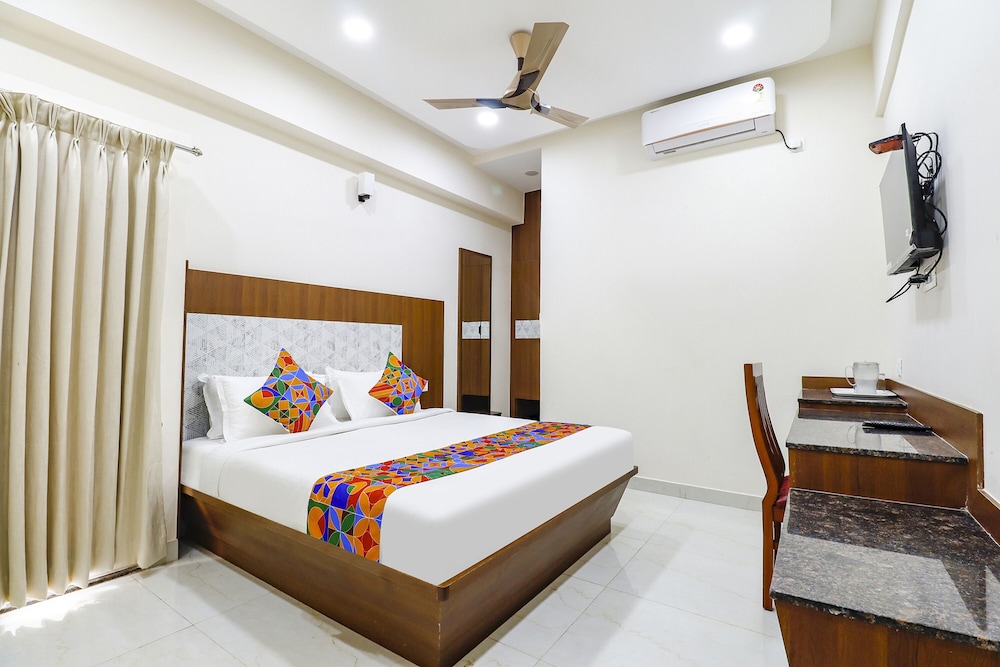 Fabhotel Sathya Comforts - last minute hotel in Bengaluru