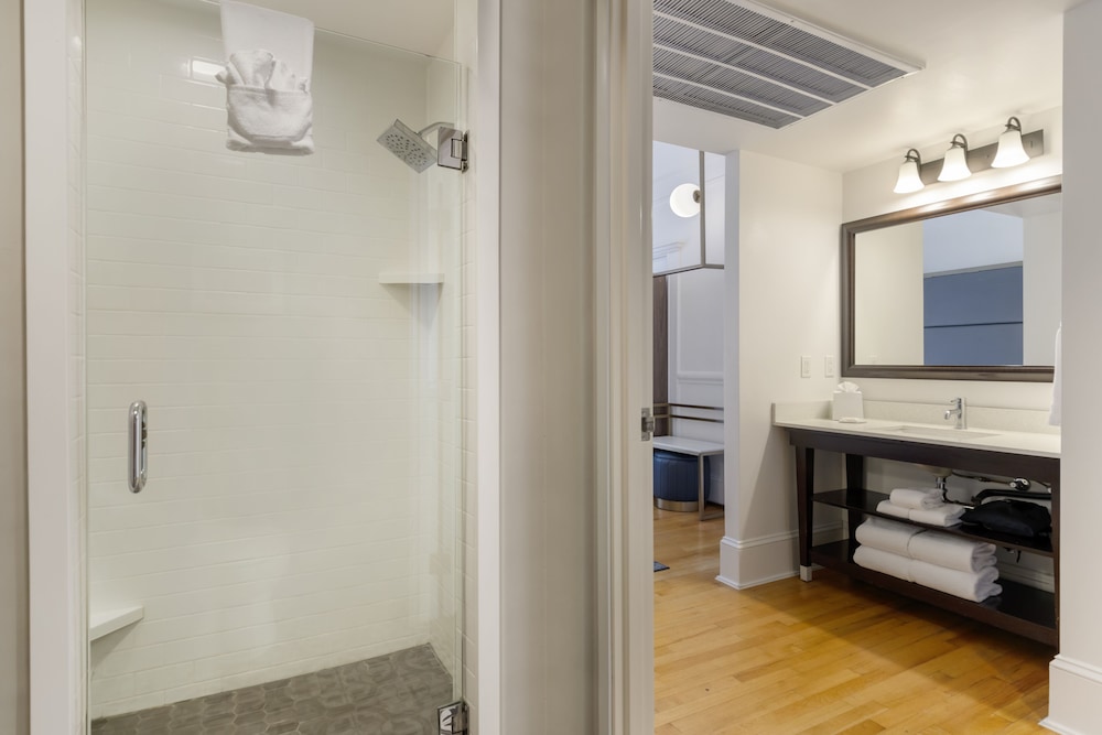 Hotel Gibbs Downtown Riverwalk - photo 23