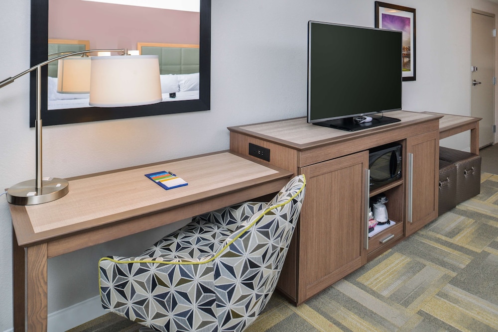 Hampton Inn & Suites Altoona Des Moines - photo 7