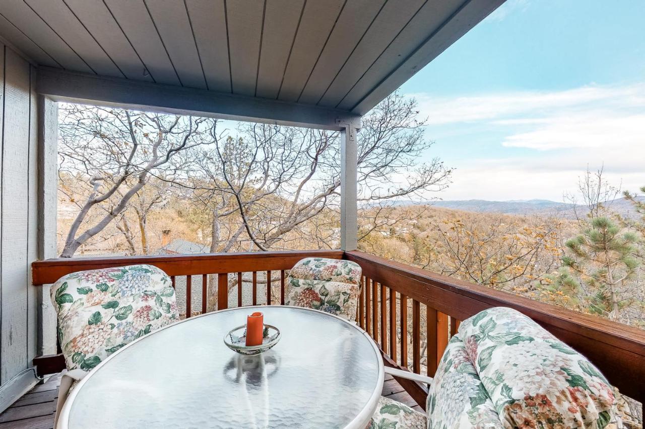 The House Of Light and Sky — 4-Star Luxury Hotel in Lake Arrowhead, United States