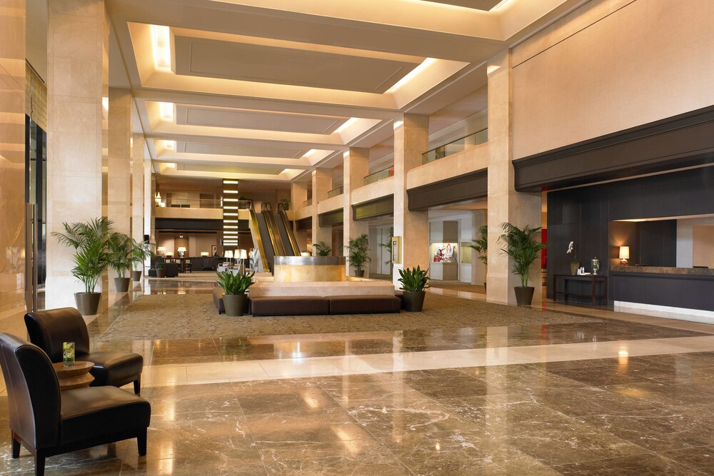 The Westin Los Angeles Airport - photo 2