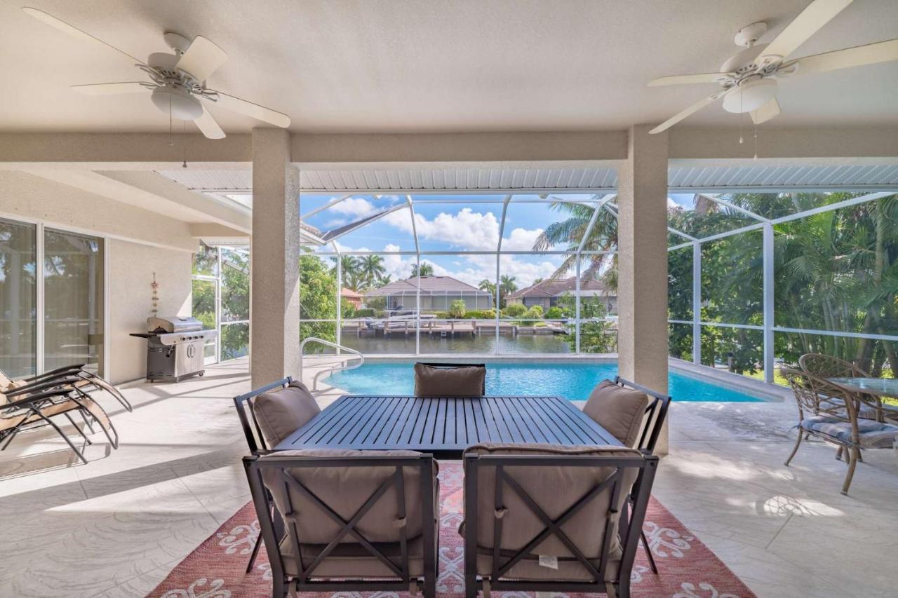 331 Waterleaf Ct in Marco Island, United States