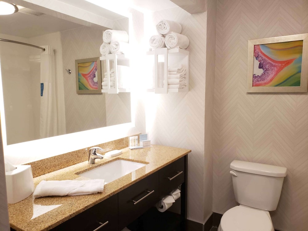 Hampton Inn Greensburg - photo 18