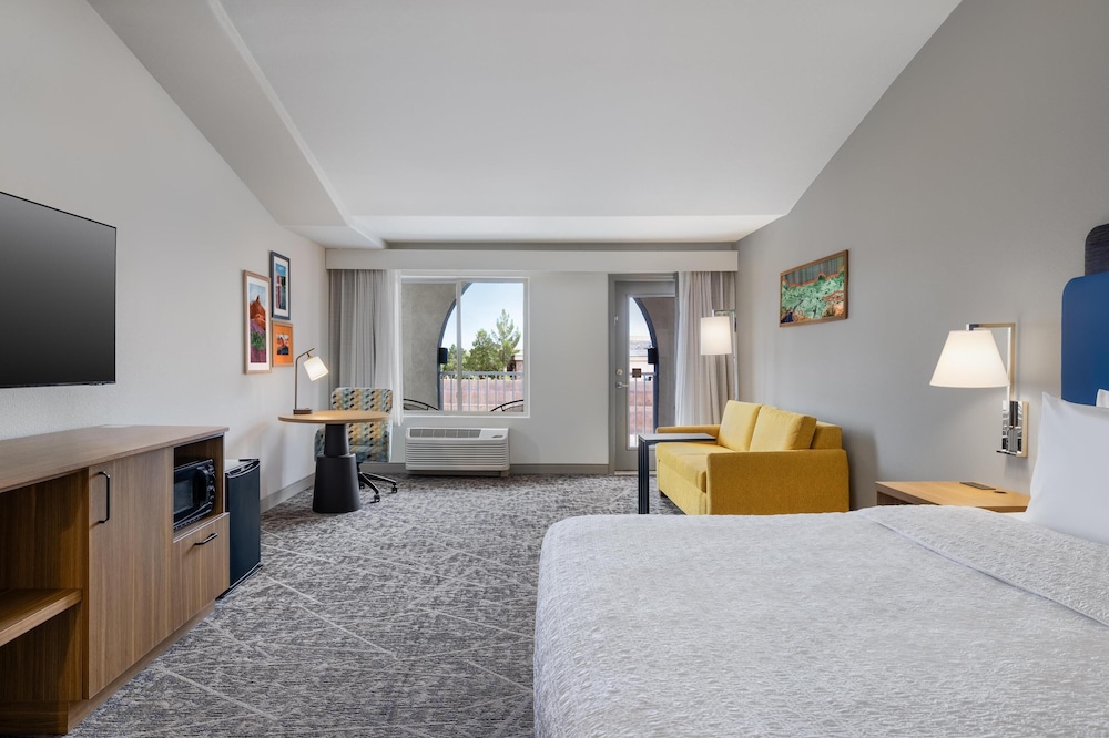 Hampton Inn & Suites by Hilton Mesquite - photo 21
