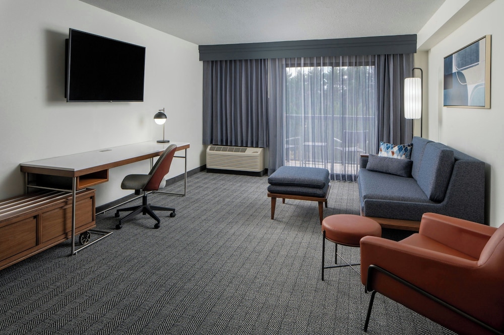 Courtyard by Marriott Decatur - photo 8